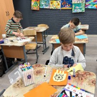 Герои из далёкого космоса
