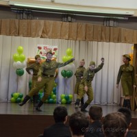 Нам не забыть эти дни